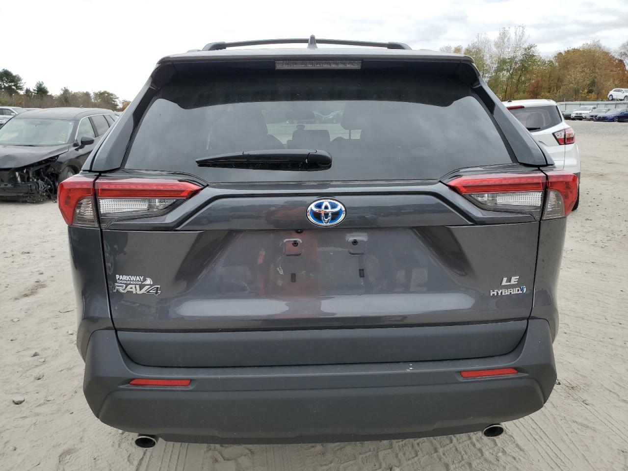 2024 TOYOTA RAV4 LE photo 11