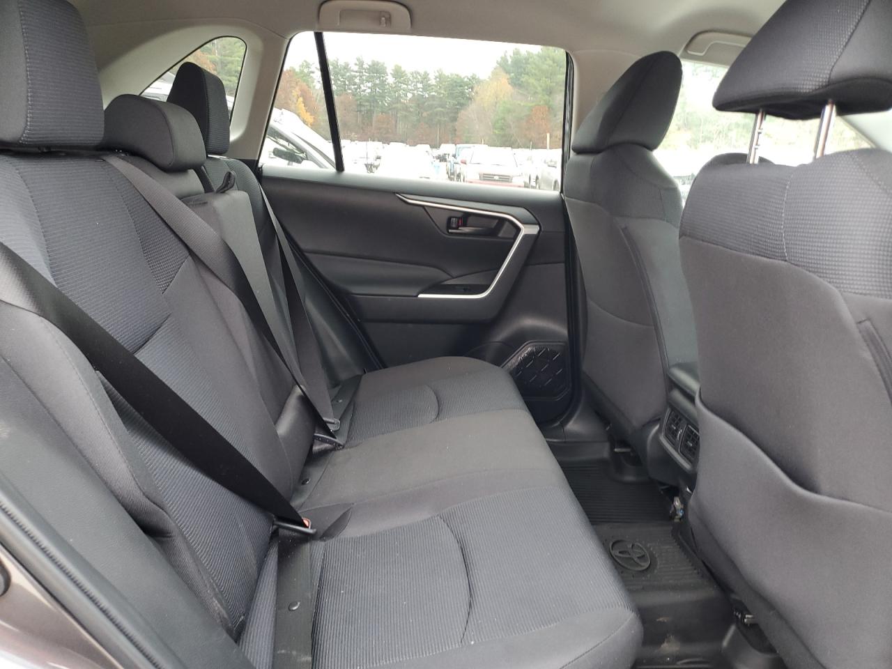 2024 TOYOTA RAV4 LE photo 21