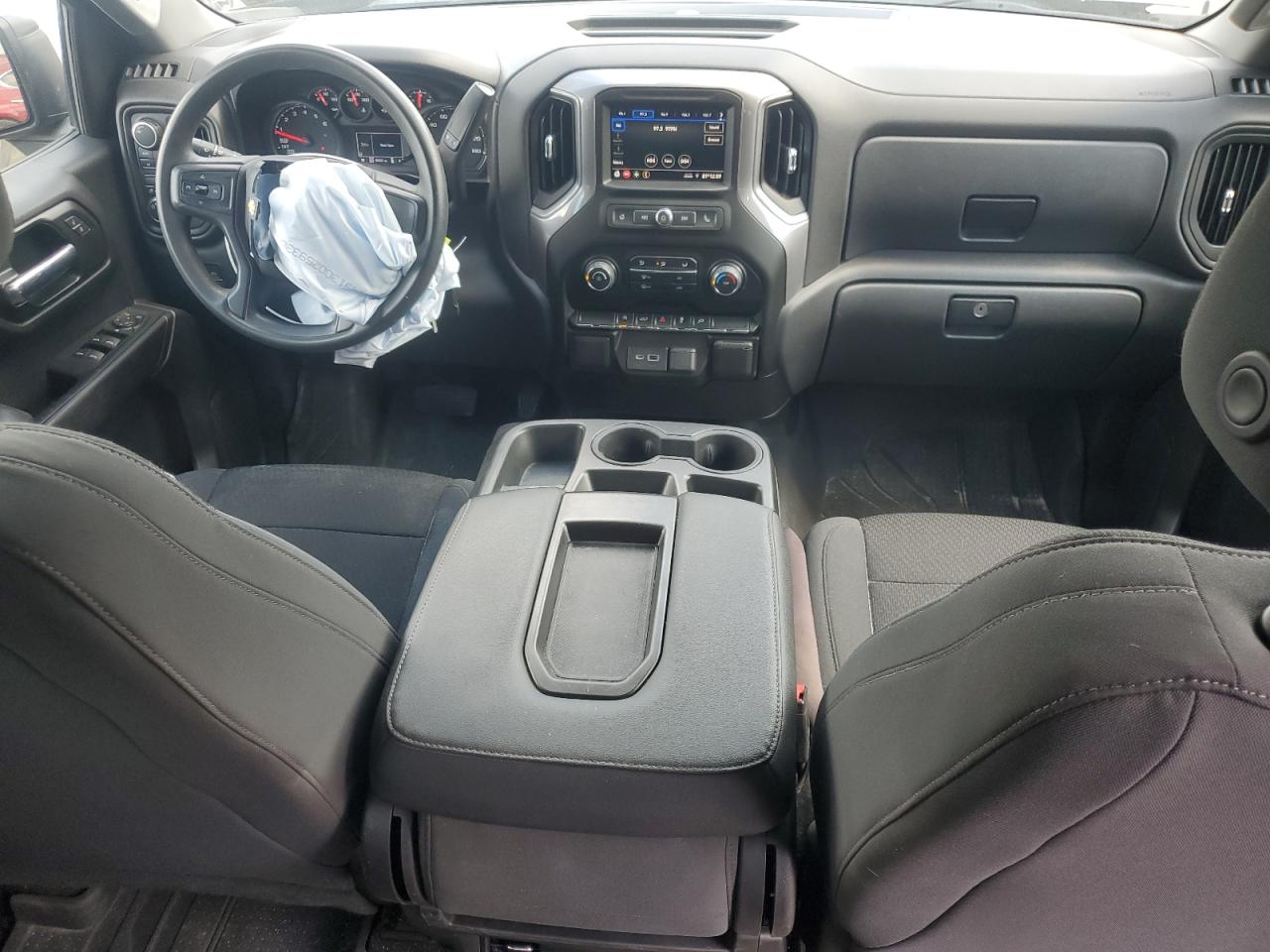 2021 CHEVROLET SILVERADO K1500 CUSTOM photo 15