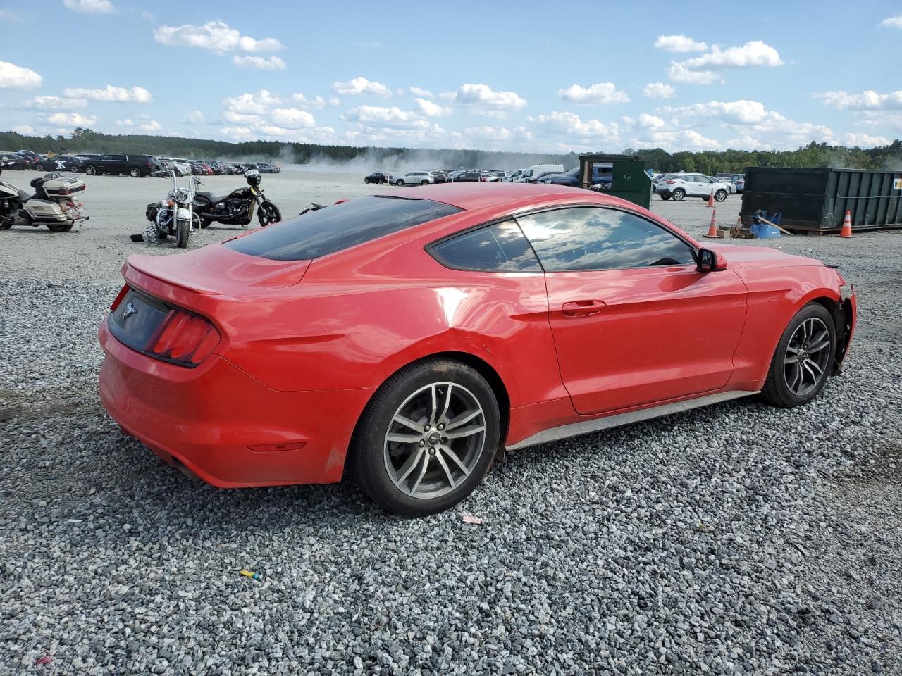 2016 FORD MUSTANG photo 5