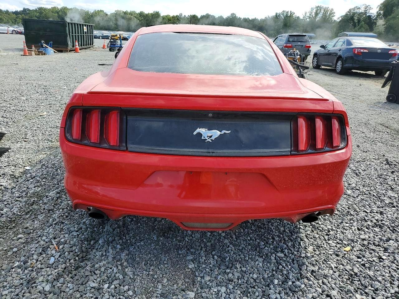 2016 FORD MUSTANG photo 11