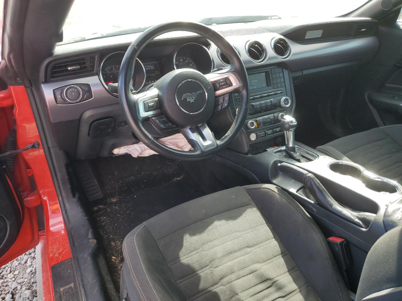 2016 FORD MUSTANG photo 15
