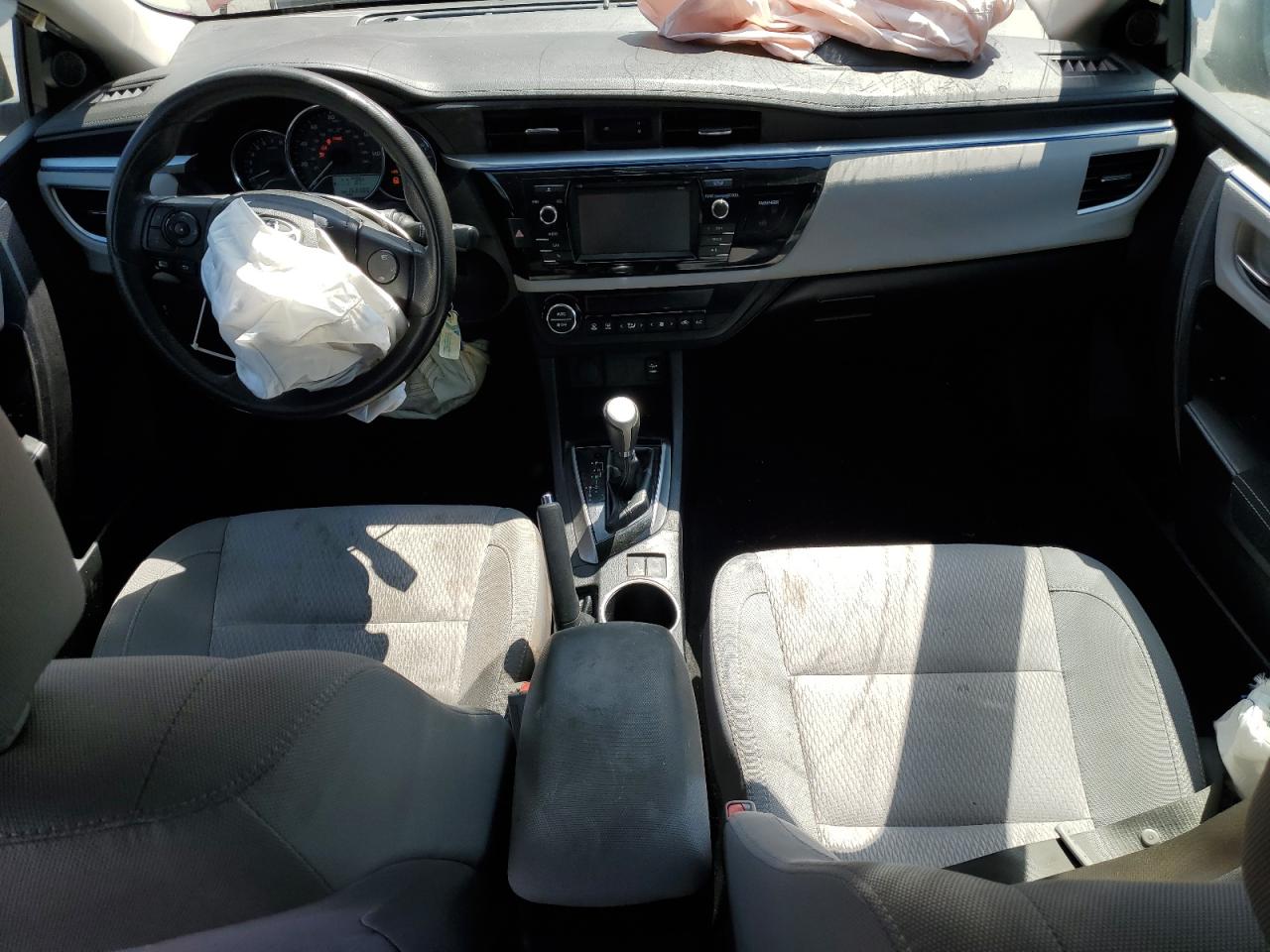 2015 TOYOTA COROLLA photo 15