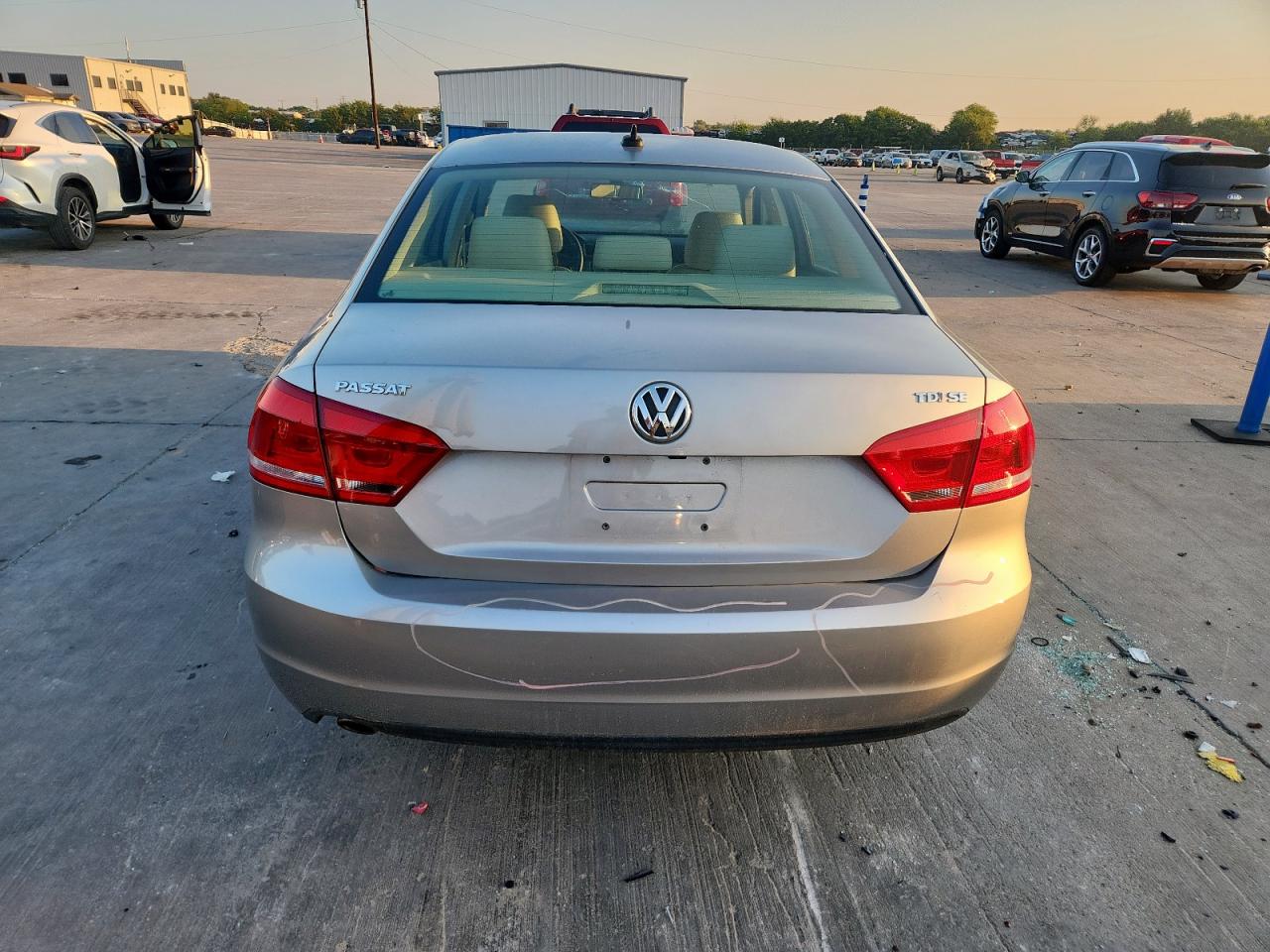 2014 VOLKSWAGEN PASSAT SE photo 11