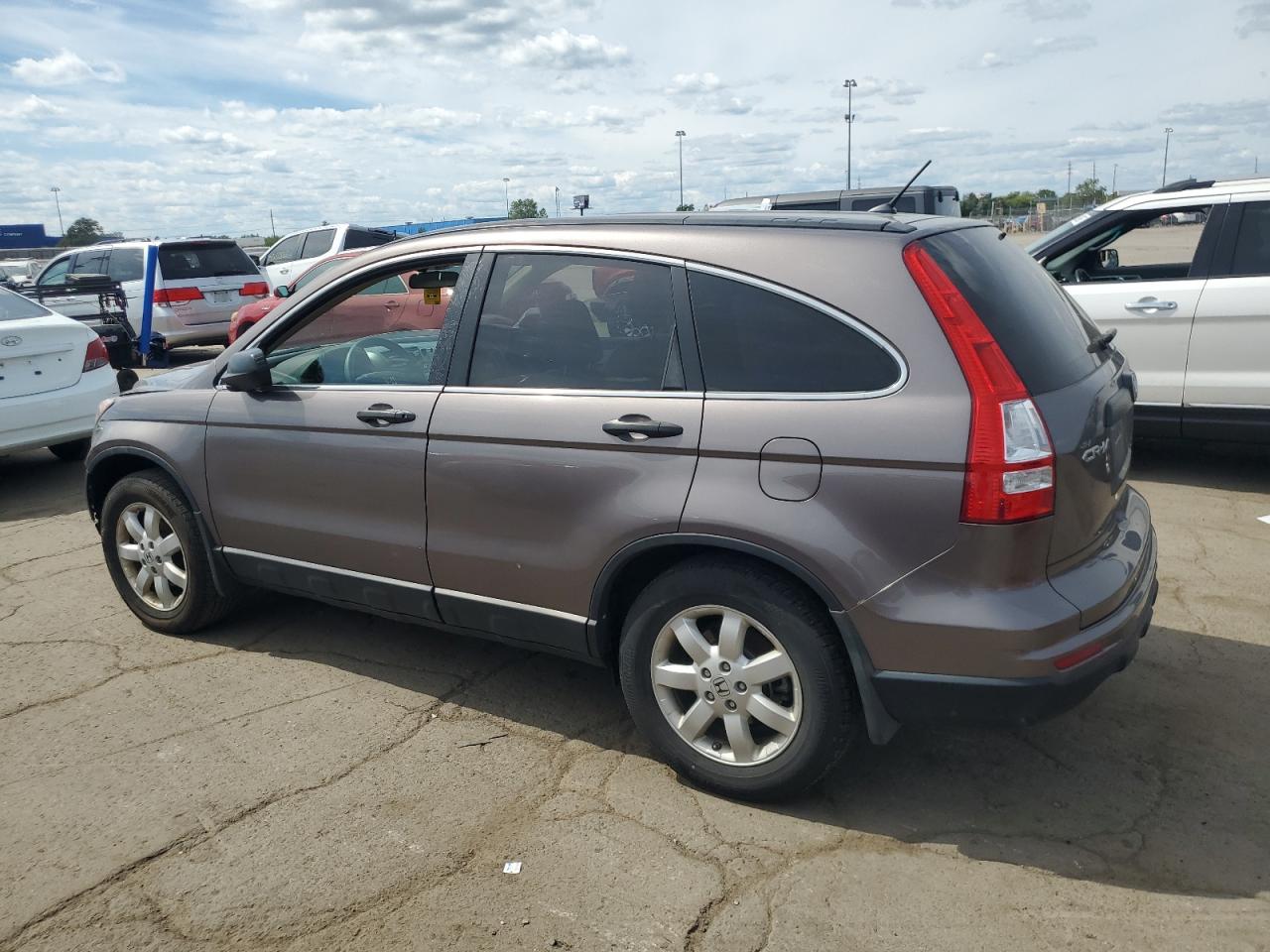 2011 HONDA CR-V SE photo 4