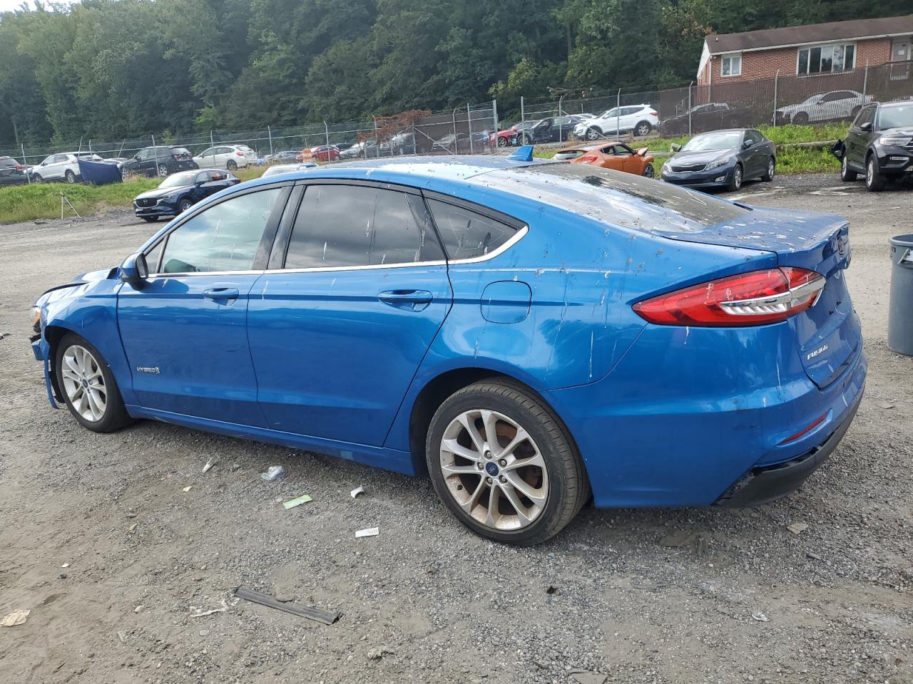 2019 FORD FUSION SE photo 2