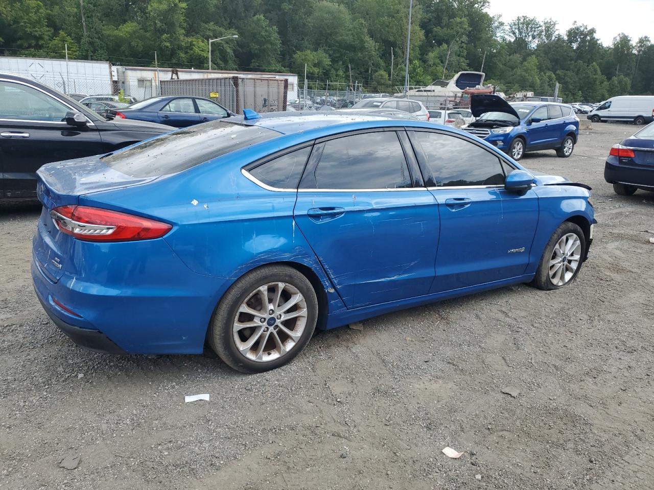 2019 FORD FUSION SE photo 3