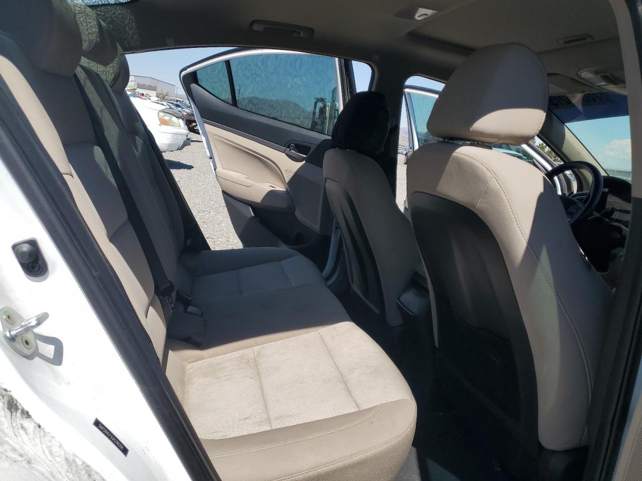 2018 HYUNDAI ELANTRA VALUE EDITION photo 10