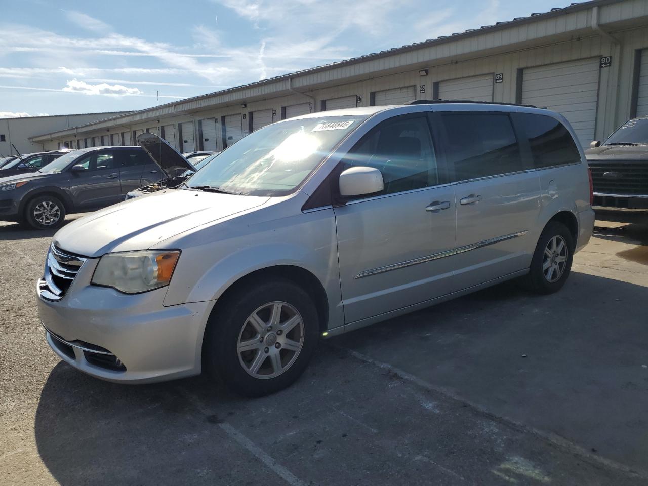 2011 CHRYSLER TOWN & COUNTRY