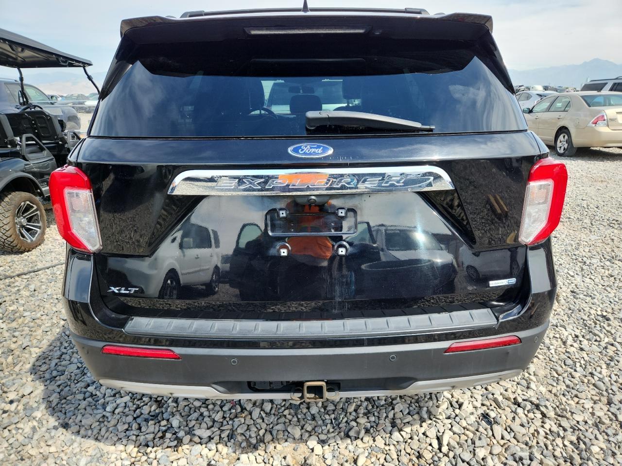 2020 FORD EXPLORER XLT photo 16