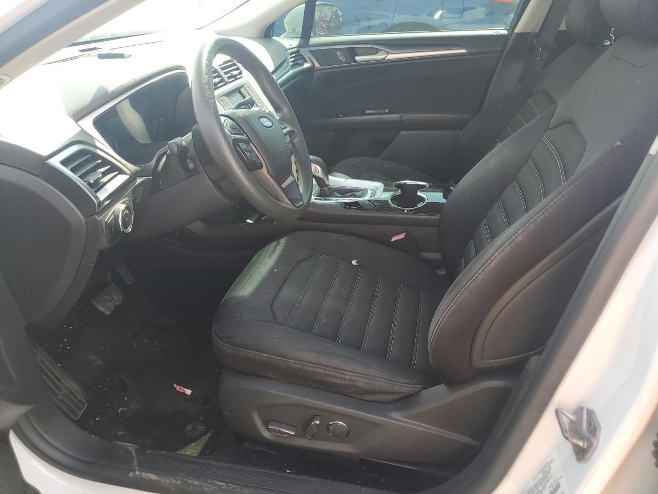 2014 FORD FUSION SE photo 7