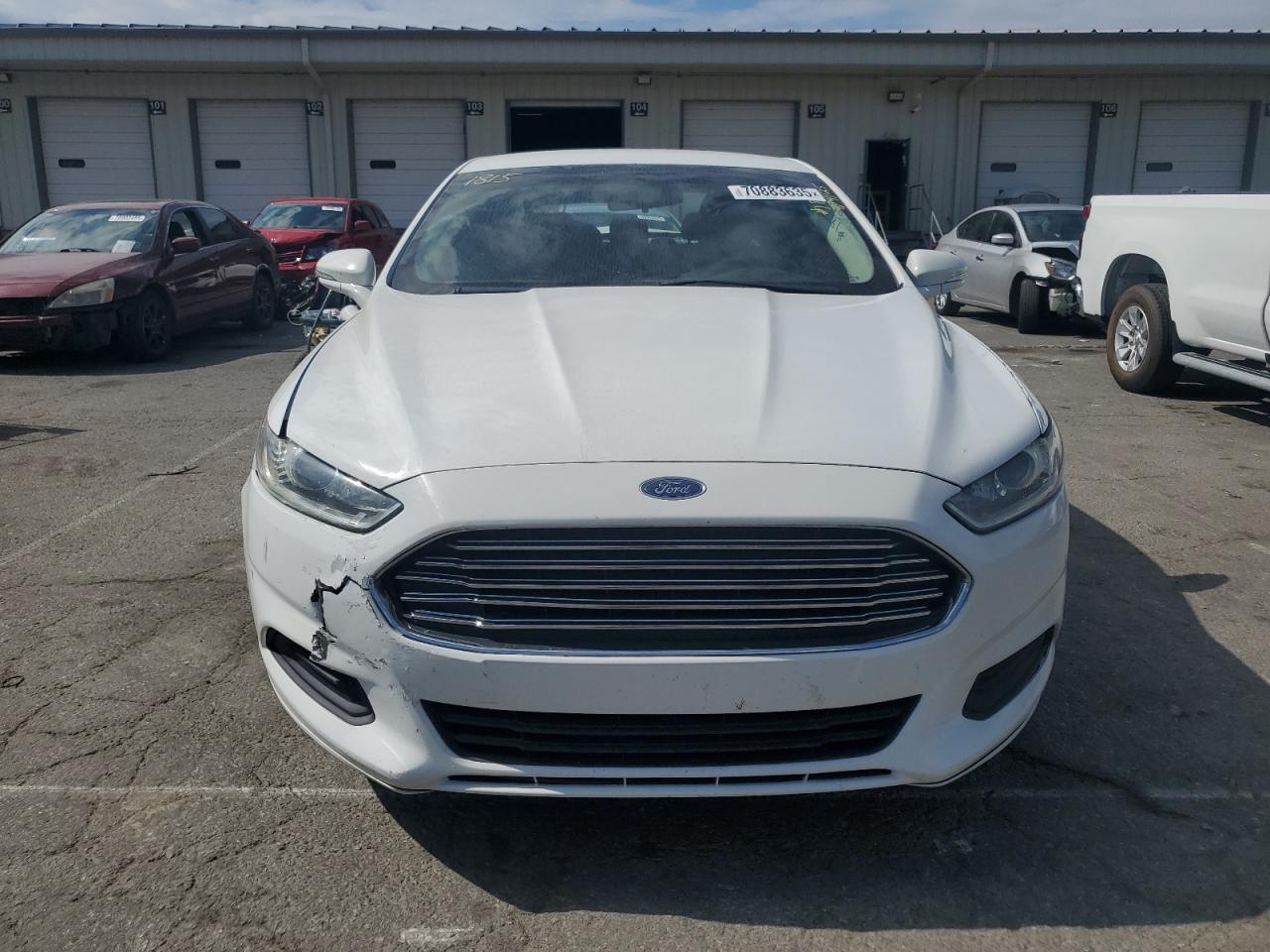 2014 FORD FUSION SE photo 5