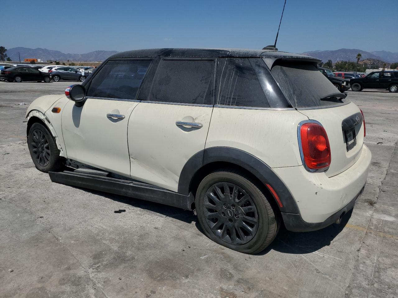 2016 MINI COOPER photo 3