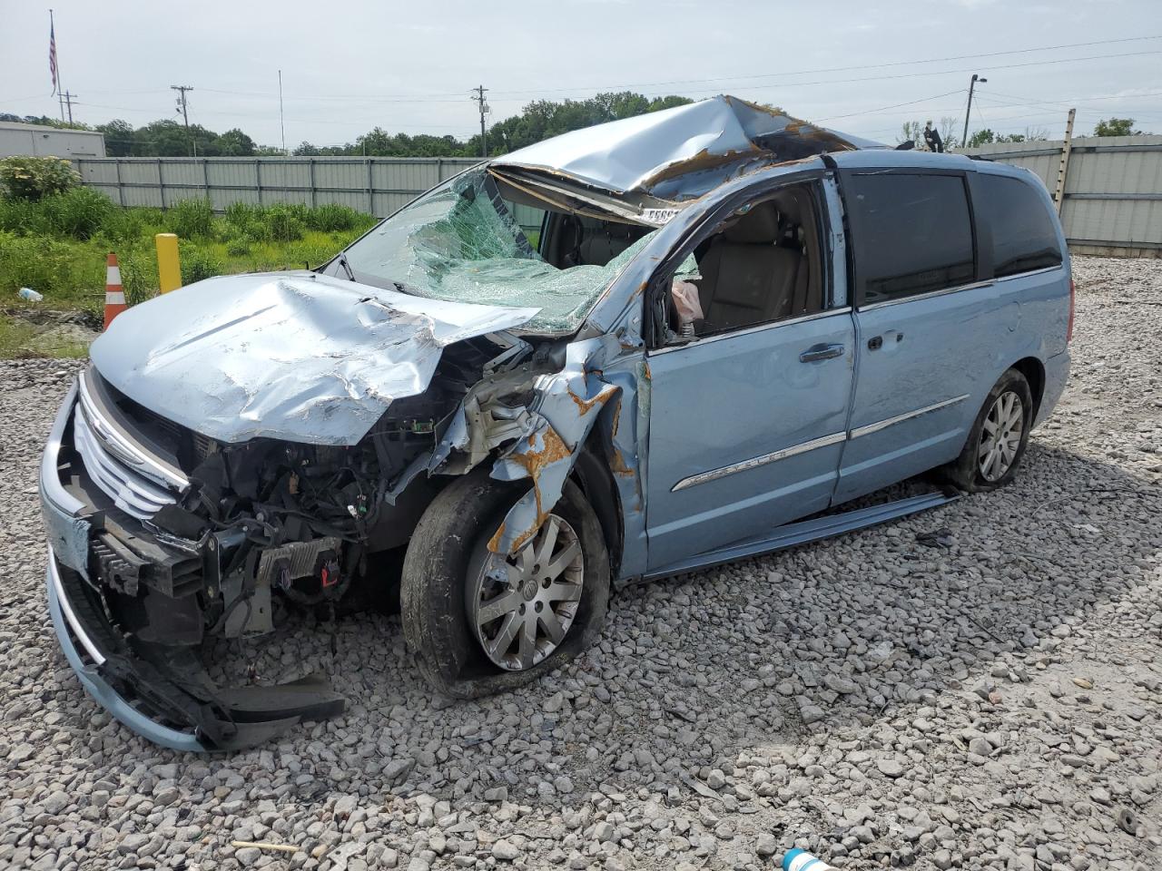 2013 CHRYSLER TOWN & COUNTRY