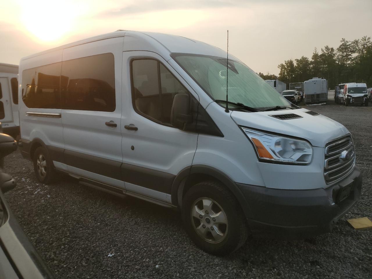 2018 FORD TRANSIT T-350 photo 10
