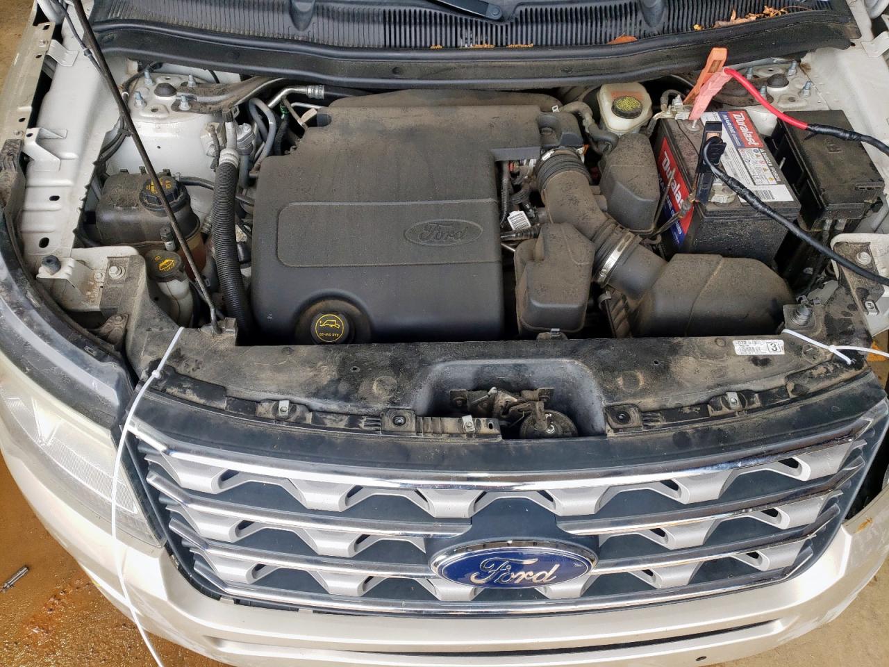2017 FORD EXPLORER XLT photo 12