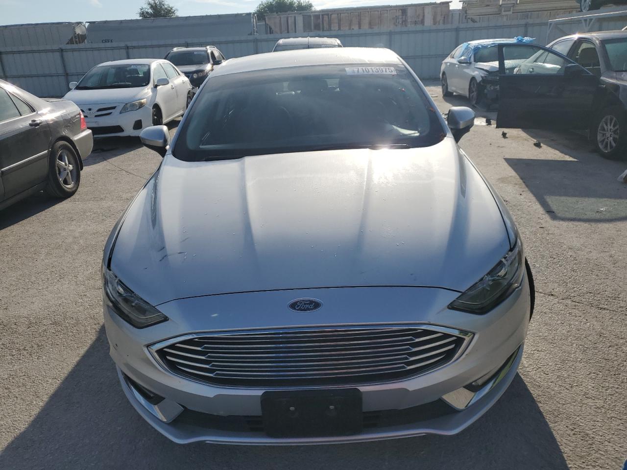 2017 FORD FUSION SE photo 5