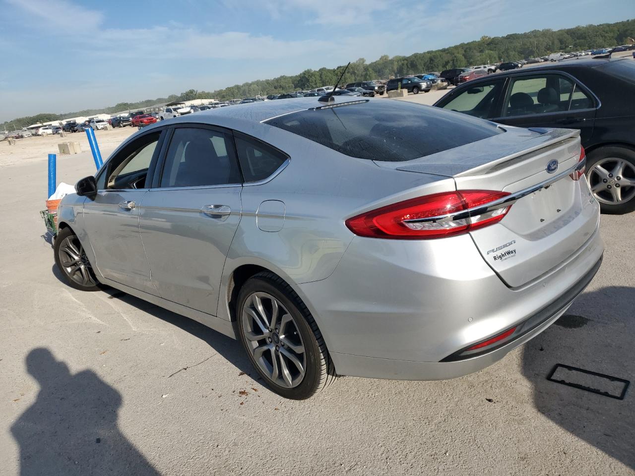 2017 FORD FUSION SE photo 2
