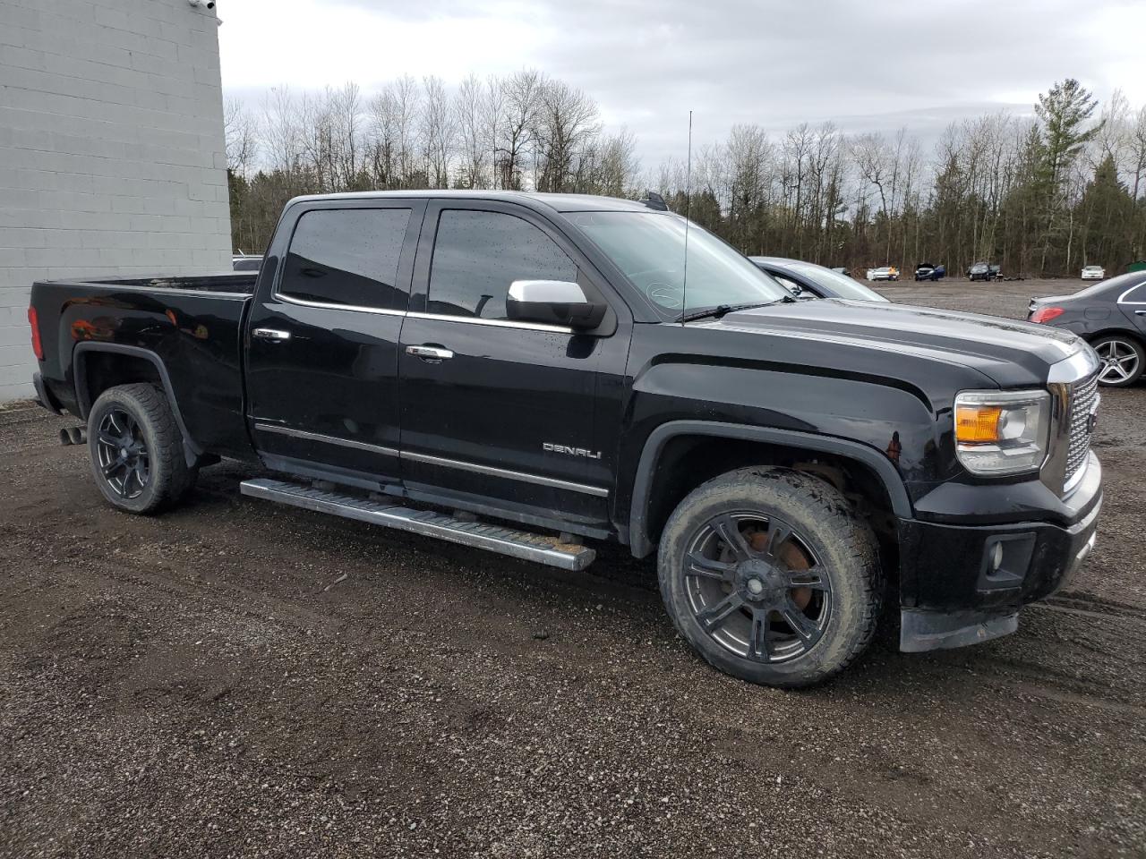2015 GMC SIERRA K1500 DENALI photo 4