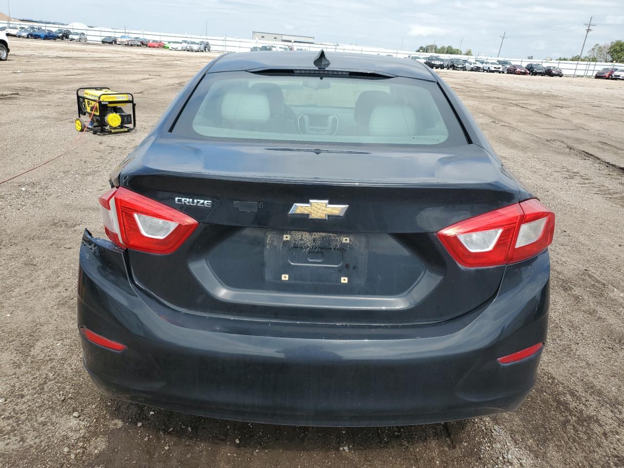 2016 CHEVROLET CRUZE LS photo 16