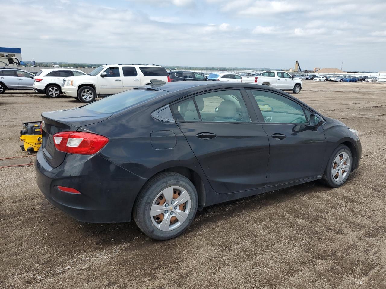 2016 CHEVROLET CRUZE LS photo 7