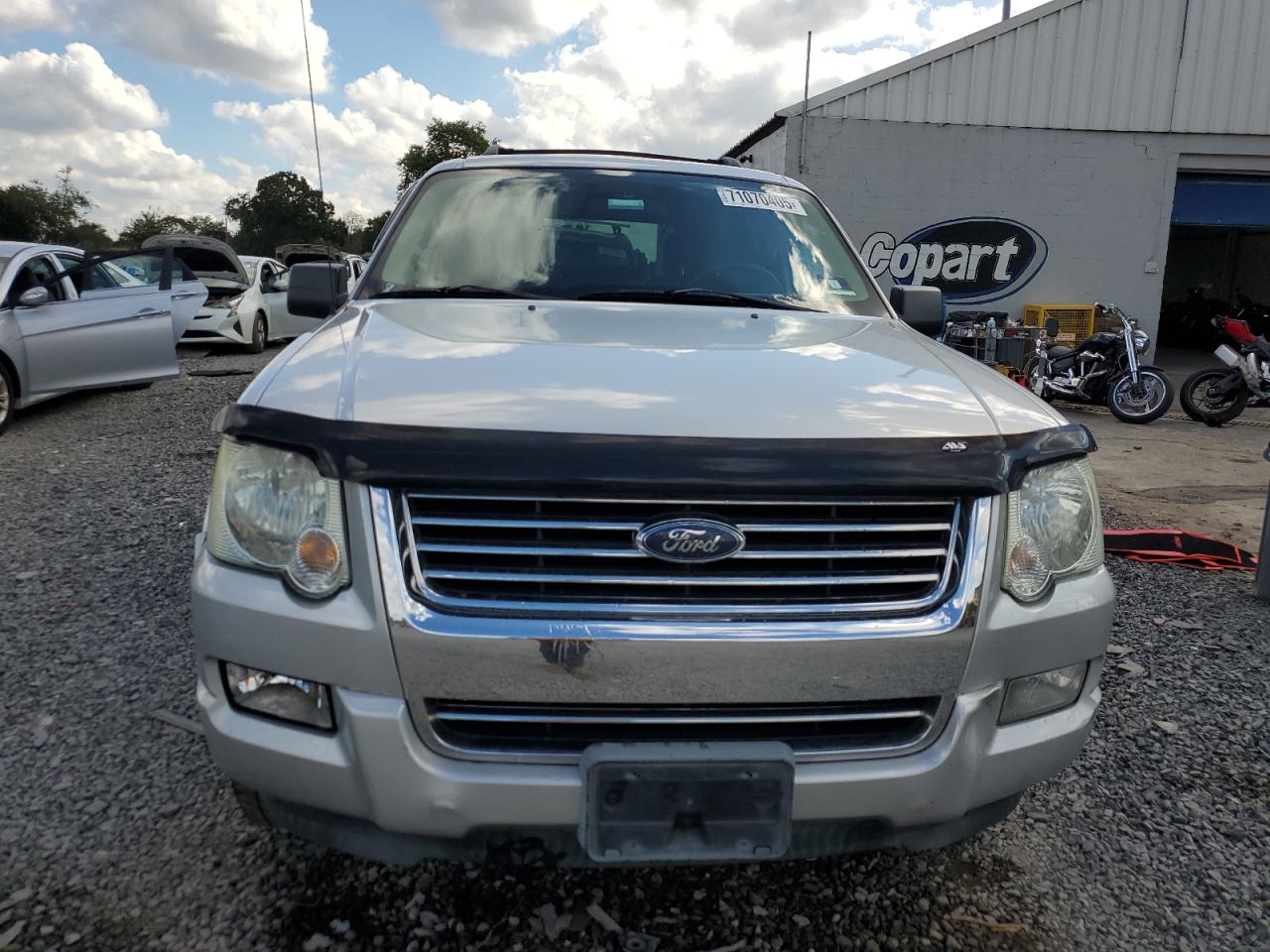2010 FORD EXPLORER XLT photo 5