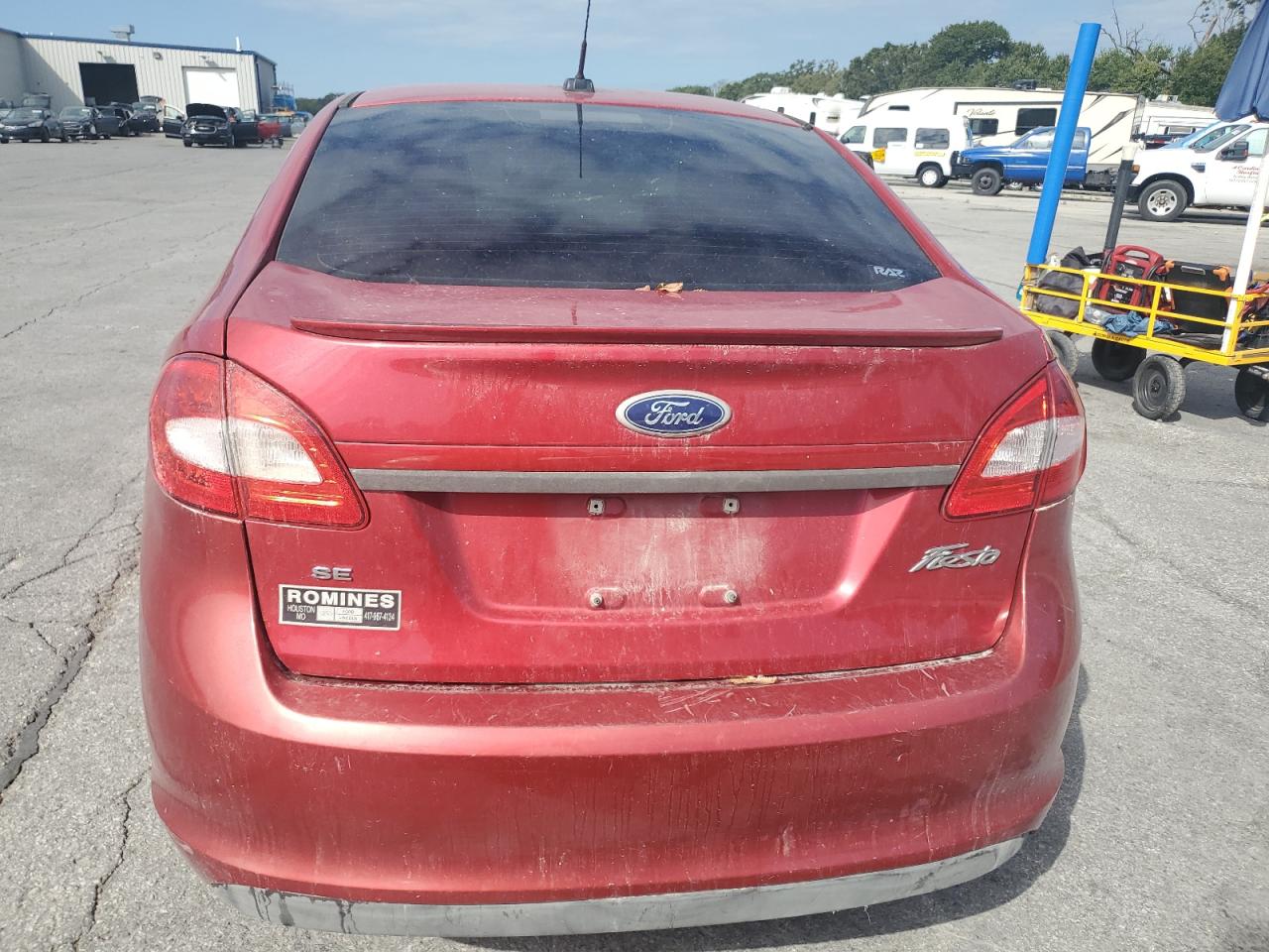 2011 FORD FIESTA SE photo 6