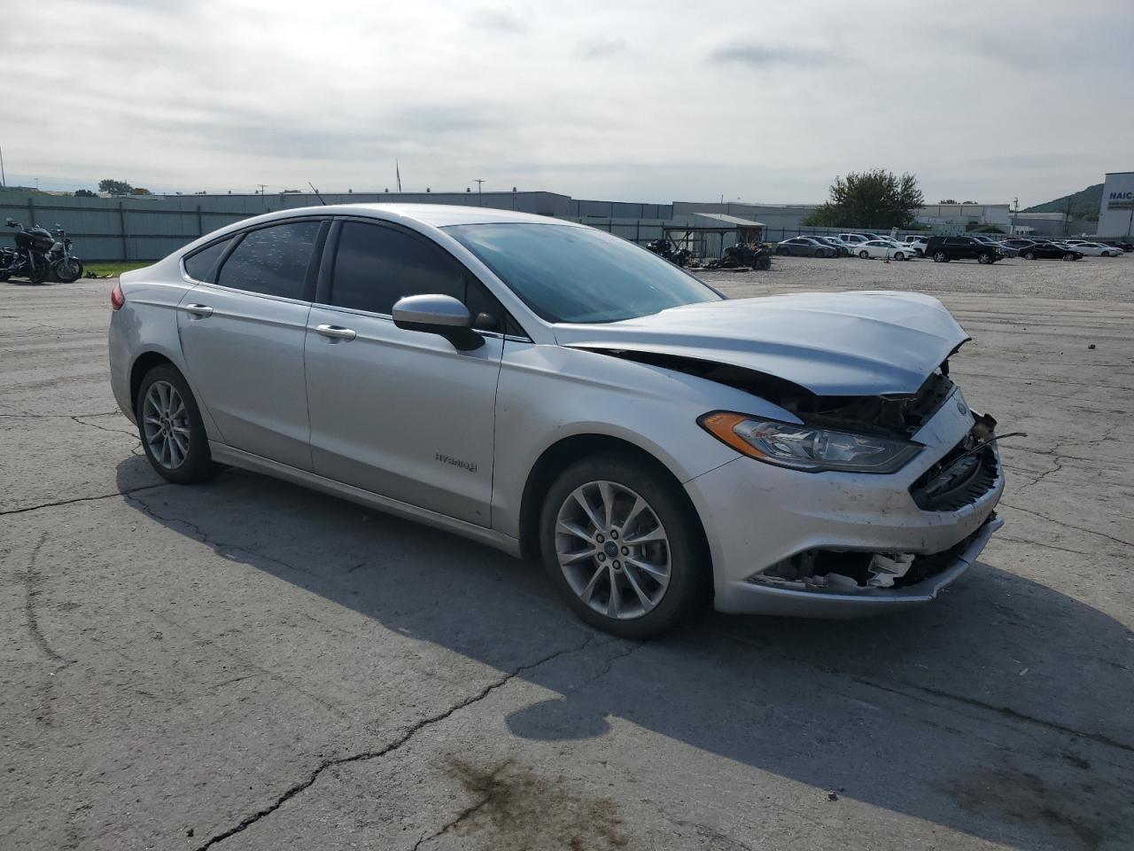 2017 FORD FUSION SE HYBRID photo 4