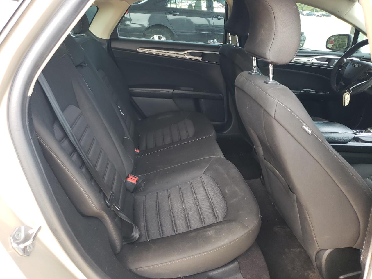 2019 FORD FUSION SE photo 19