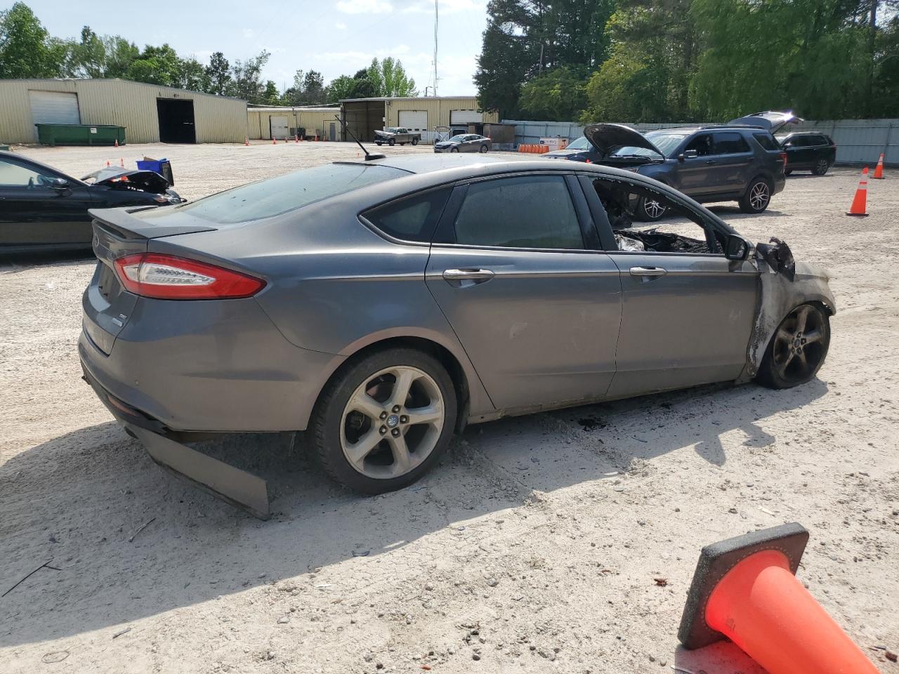 2013 FORD FUSION SE photo 13