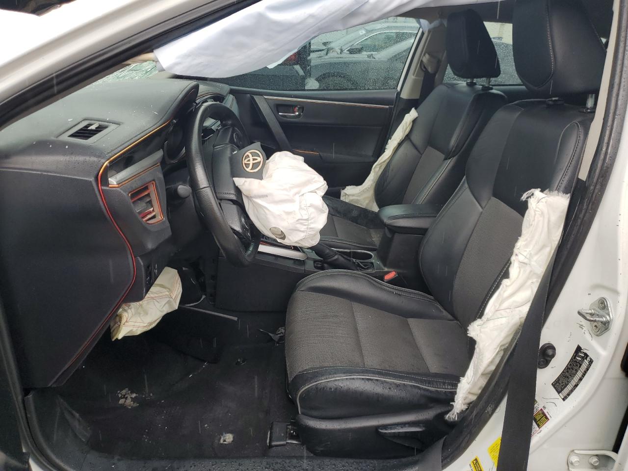 2015 TOYOTA COROLLA S PLUS photo 13