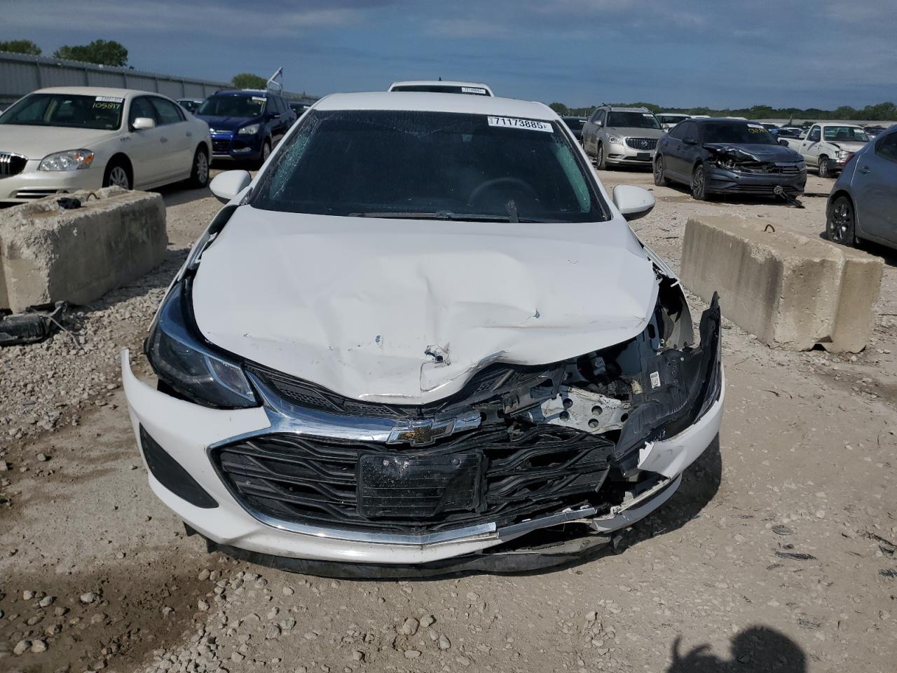 2019 CHEVROLET CRUZE LT photo 13