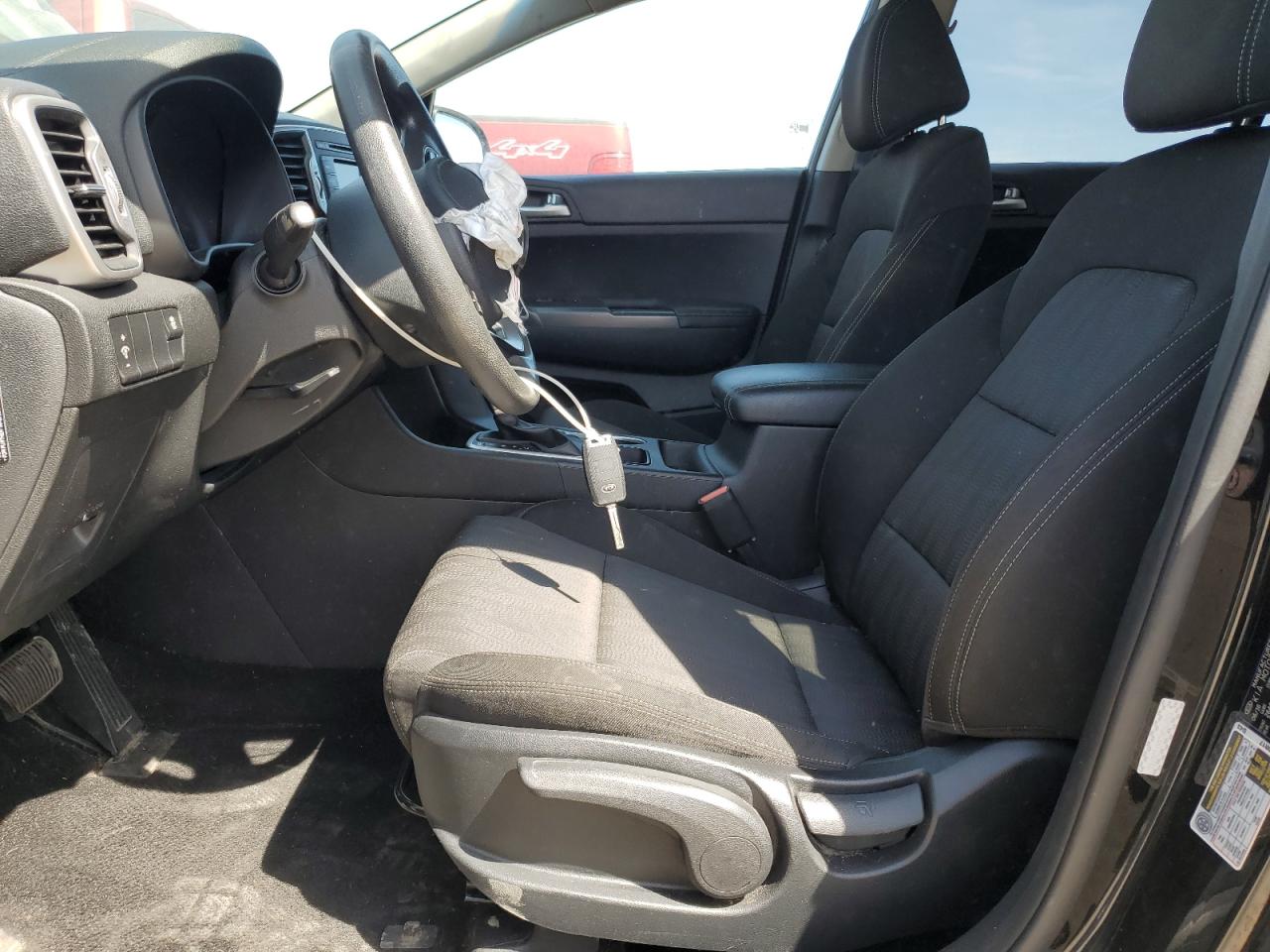 2017 KIA SPORTAGE LX photo 13