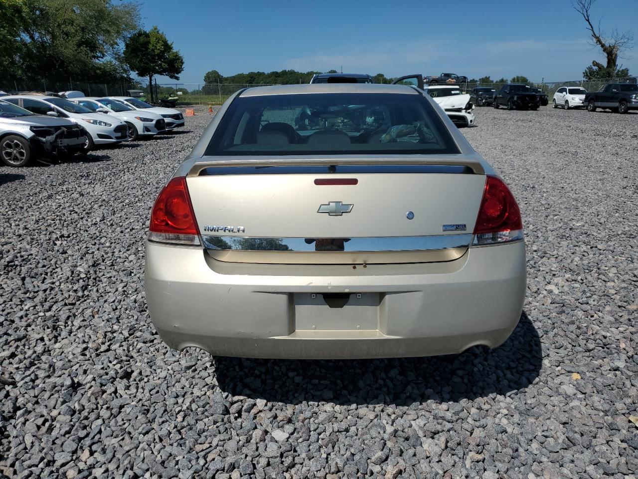 2010 CHEVROLET IMPALA POLICE photo 6