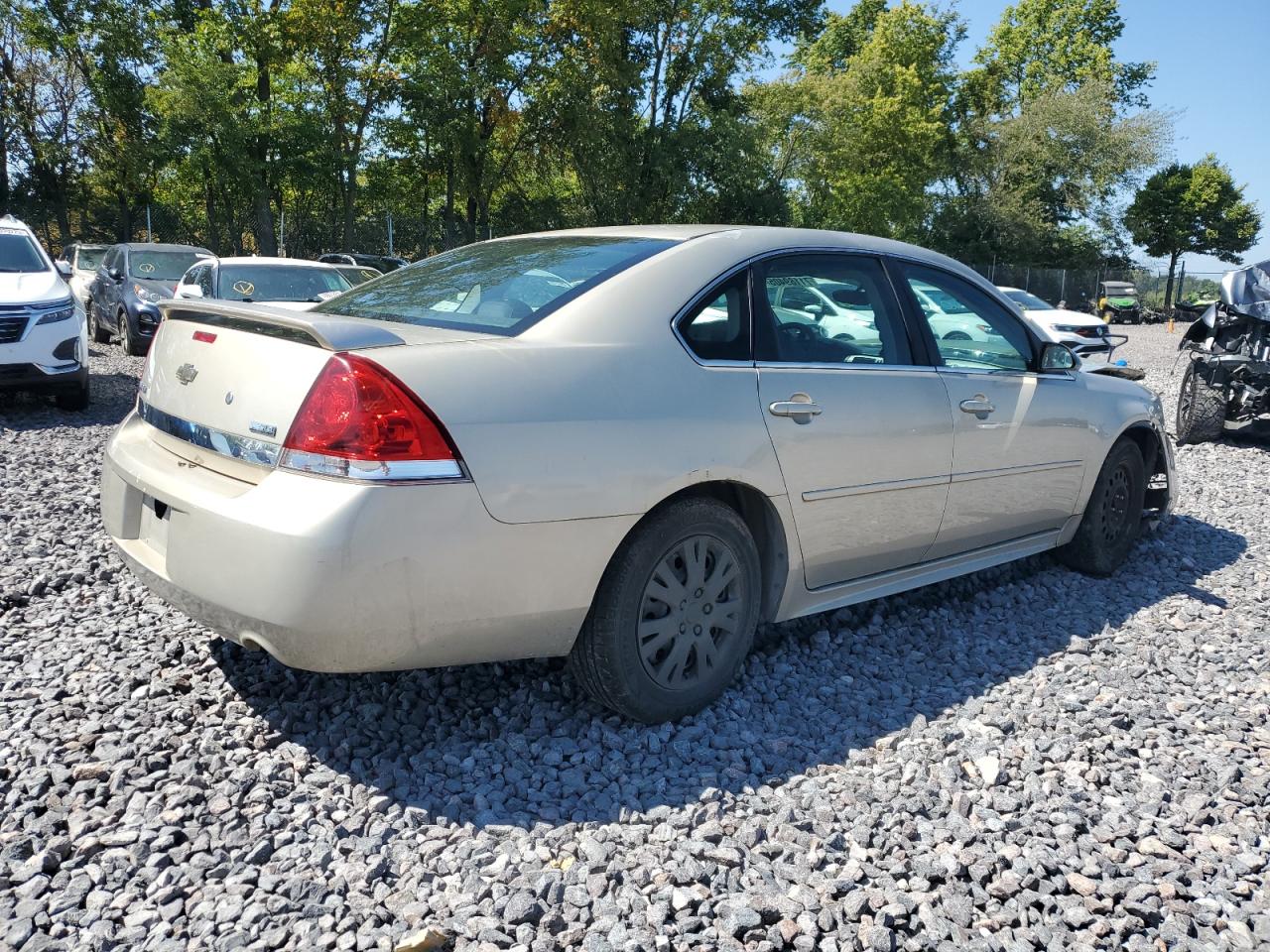 2010 CHEVROLET IMPALA POLICE photo 3