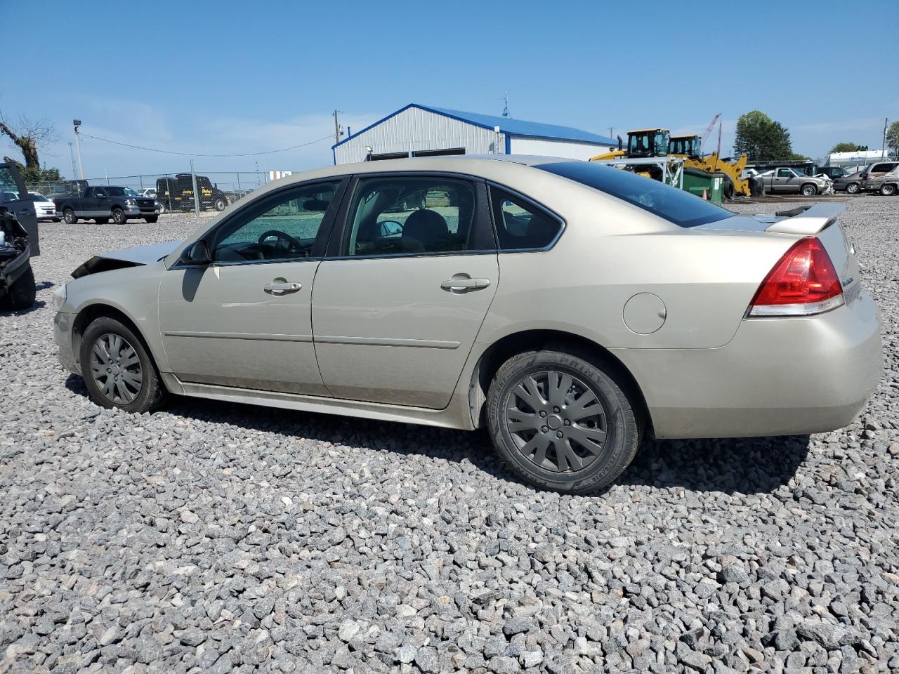 2010 CHEVROLET IMPALA POLICE photo 2