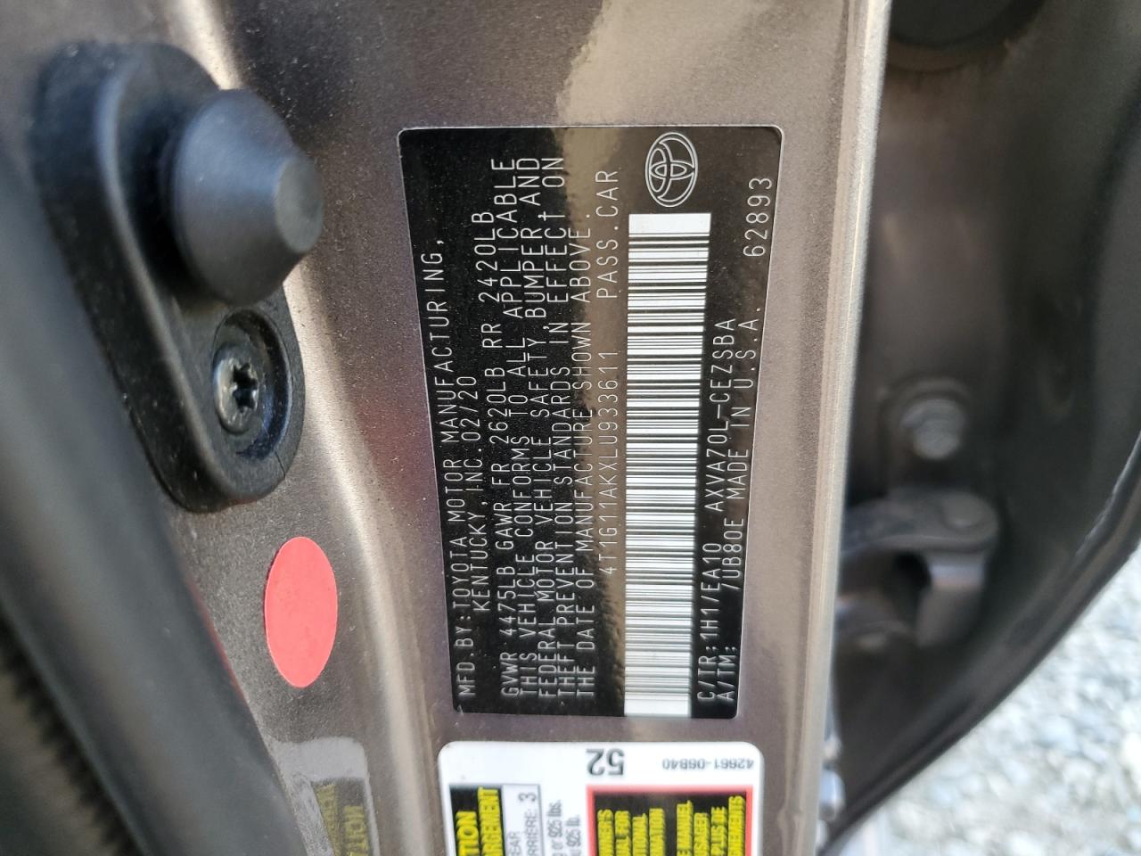 2020 TOYOTA CAMRY SE photo 12