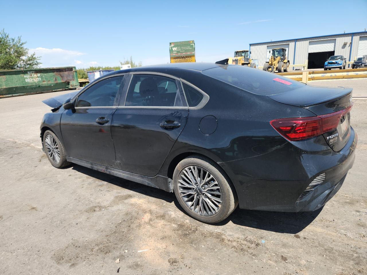2024 KIA FORTE GT LINE photo 3