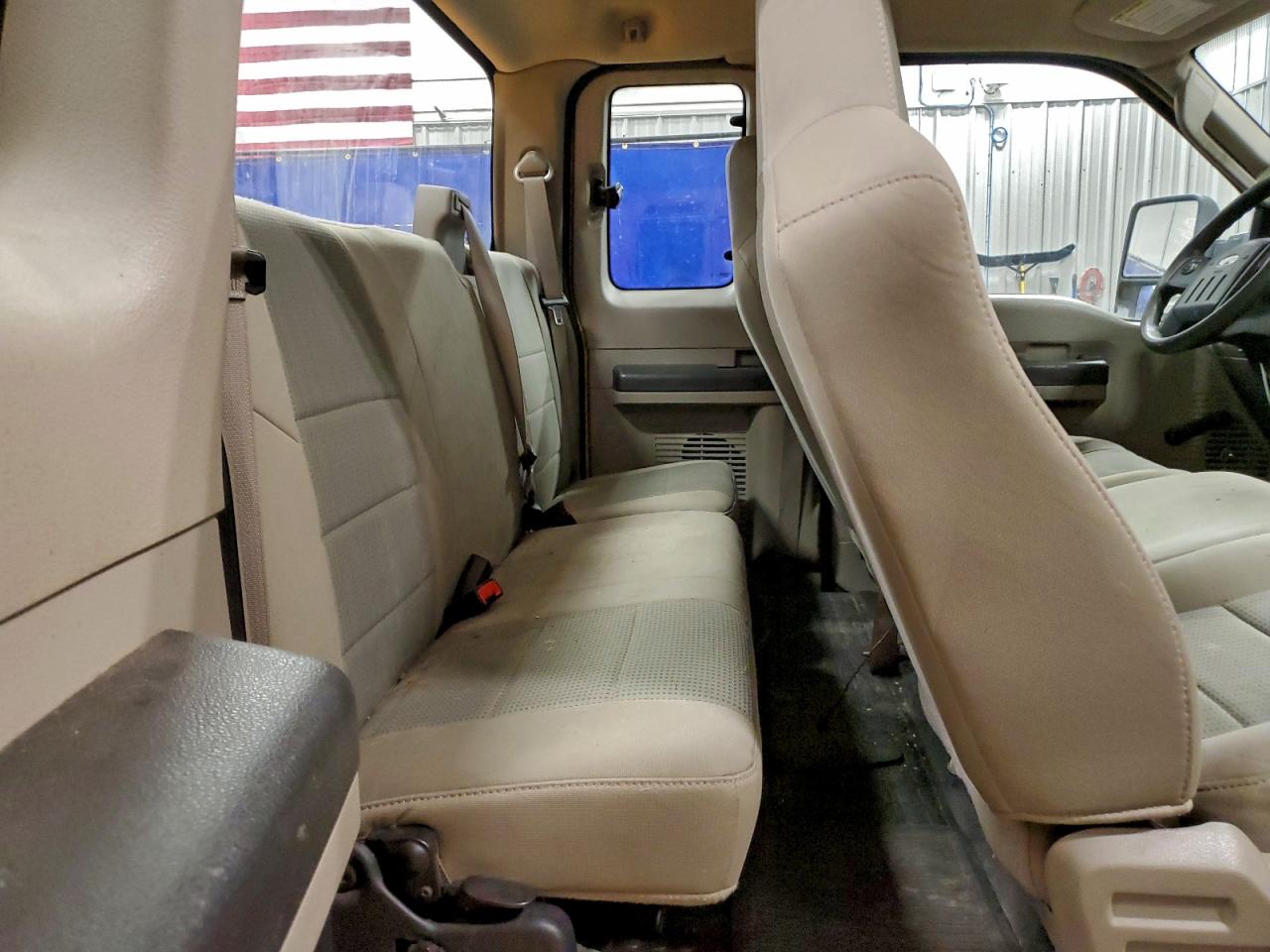 2008 FORD F250 photo 28