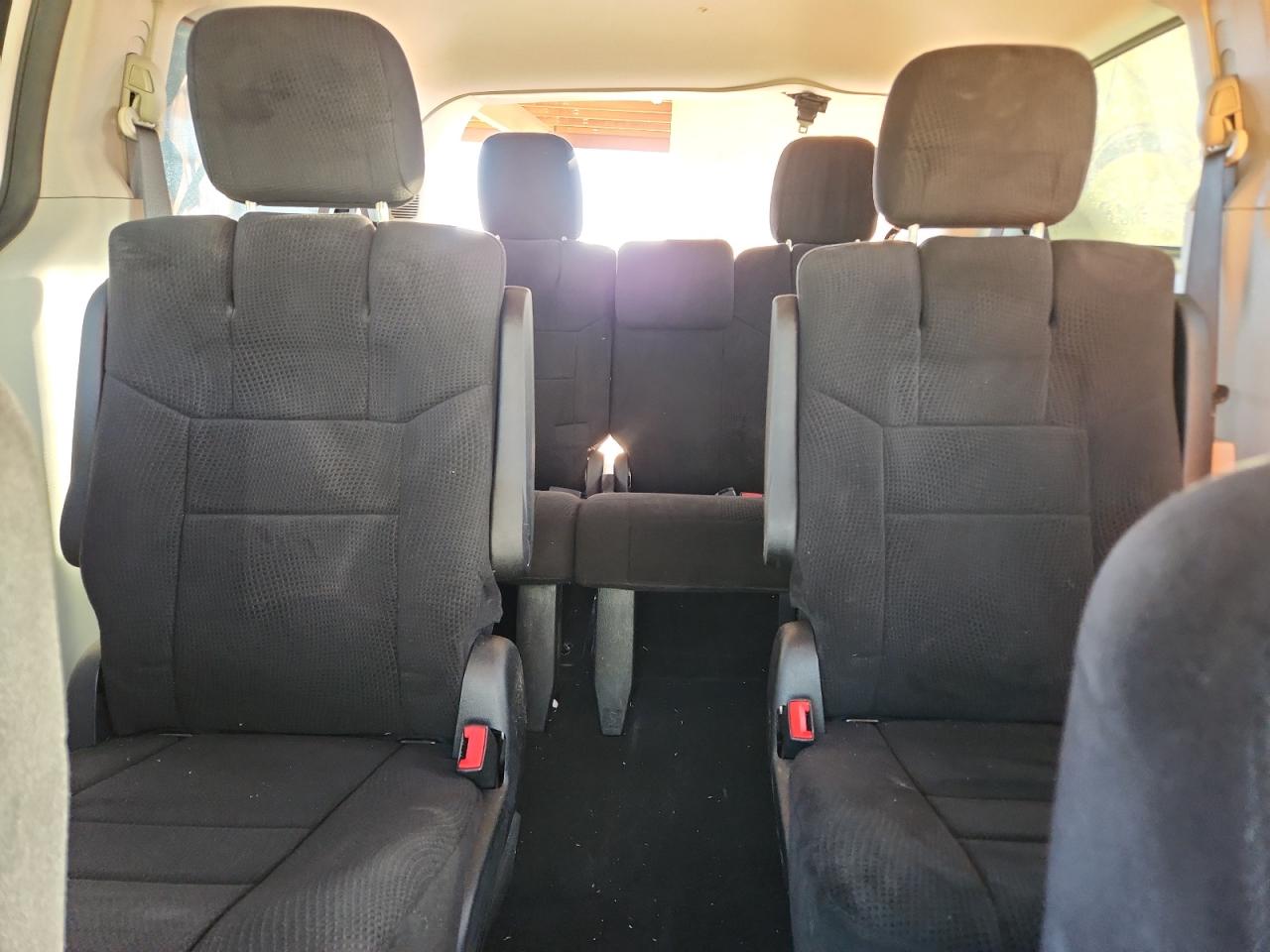 2013 DODGE GRAND CARAVAN SE photo 10