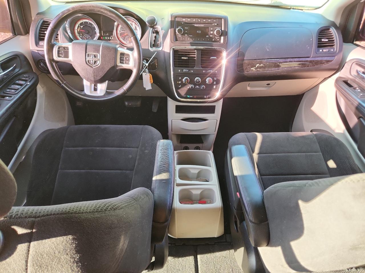2013 DODGE GRAND CARAVAN SE photo 8
