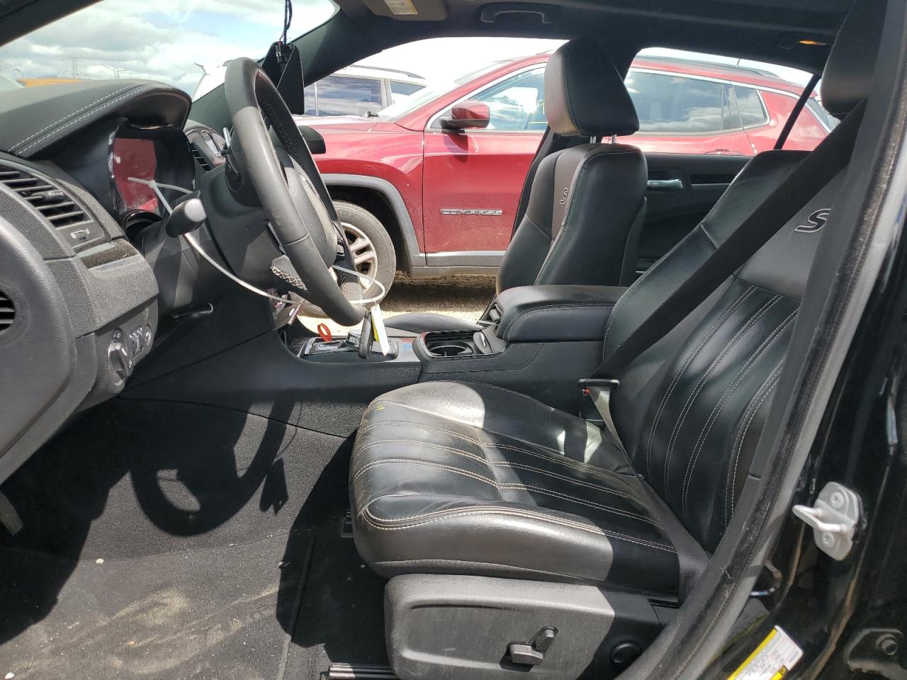 2023 CHRYSLER 300 S photo 7