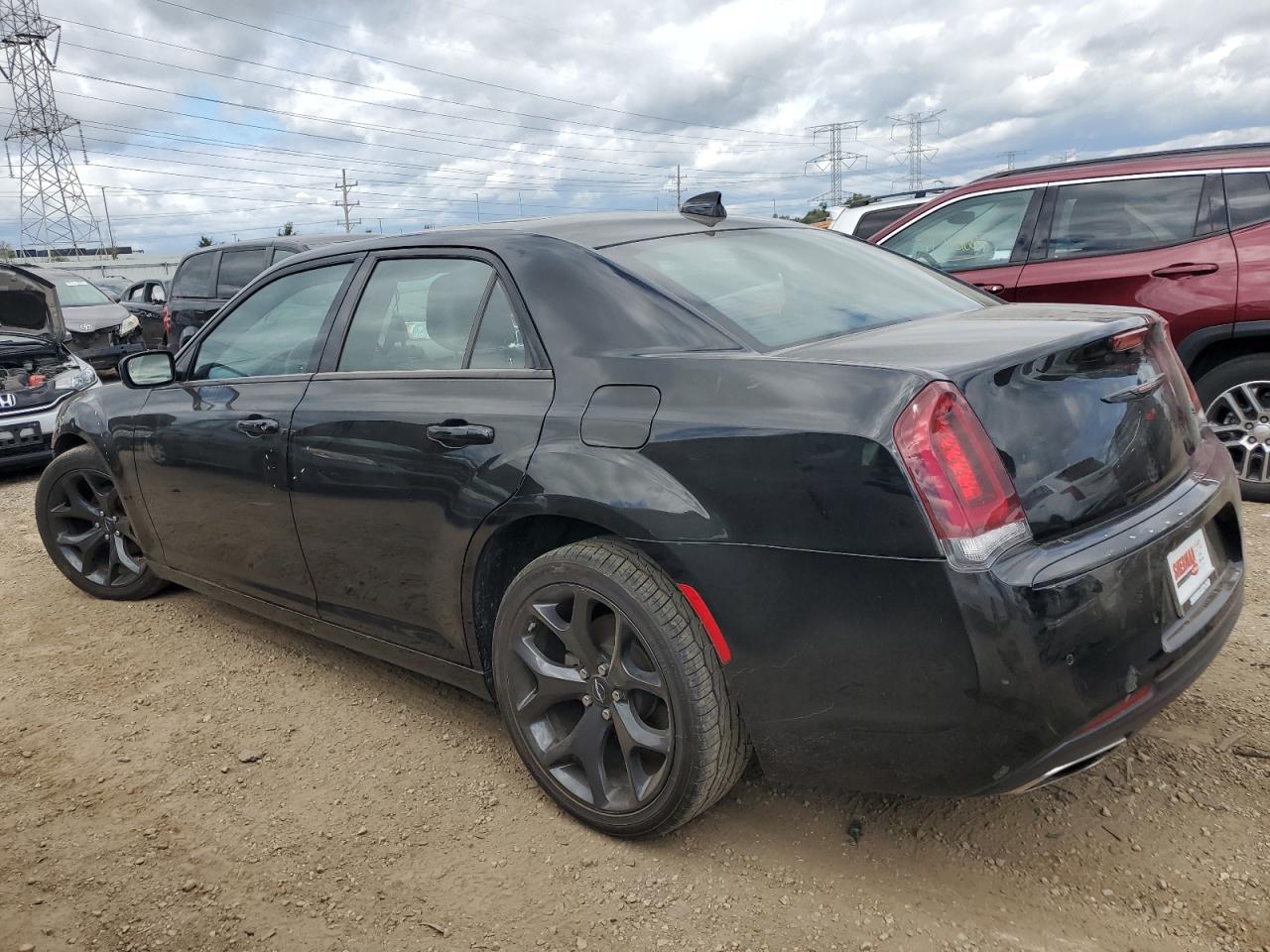 2023 CHRYSLER 300 S photo 2
