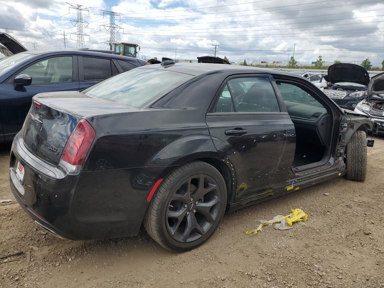 2023 CHRYSLER 300 S photo 3