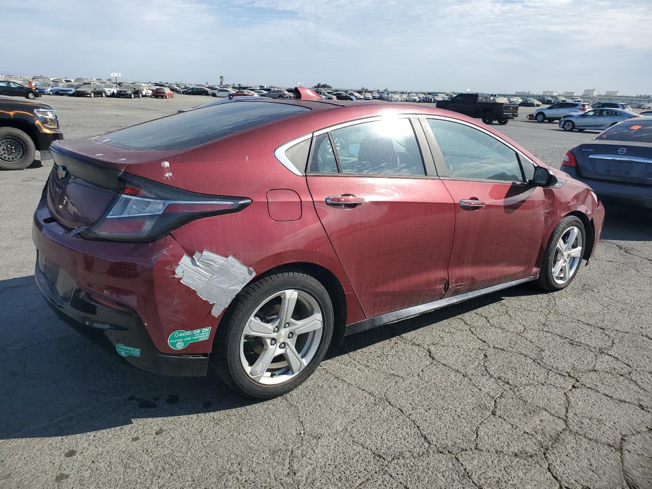 2017 CHEVROLET VOLT LT photo 5