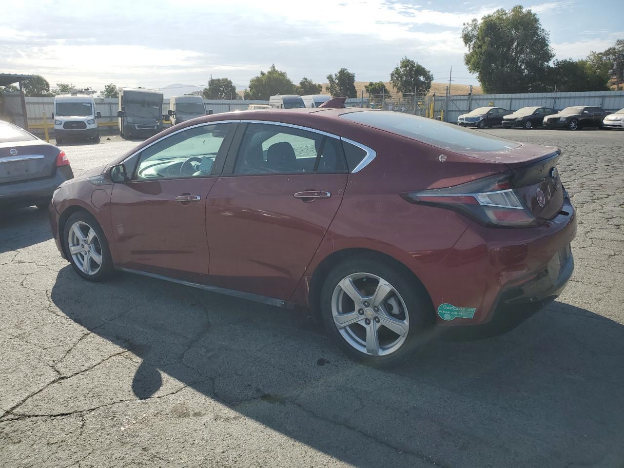 2017 CHEVROLET VOLT LT photo 3