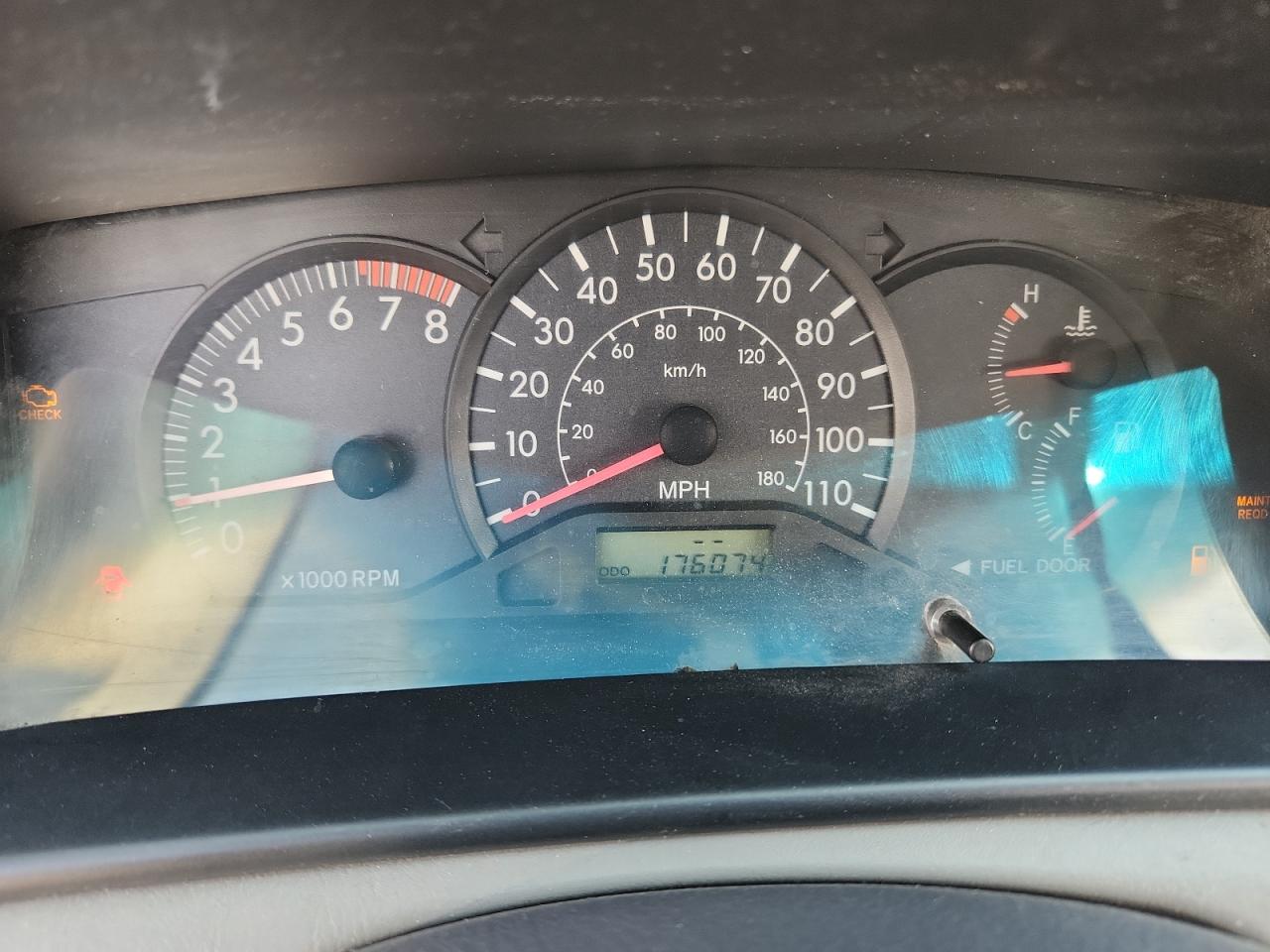 2005 TOYOTA COROLLA CE photo 25