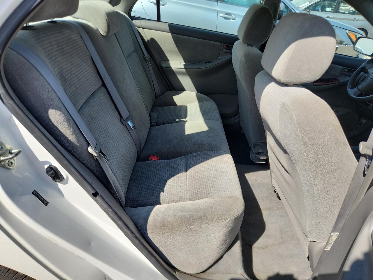 2005 TOYOTA COROLLA CE photo 28
