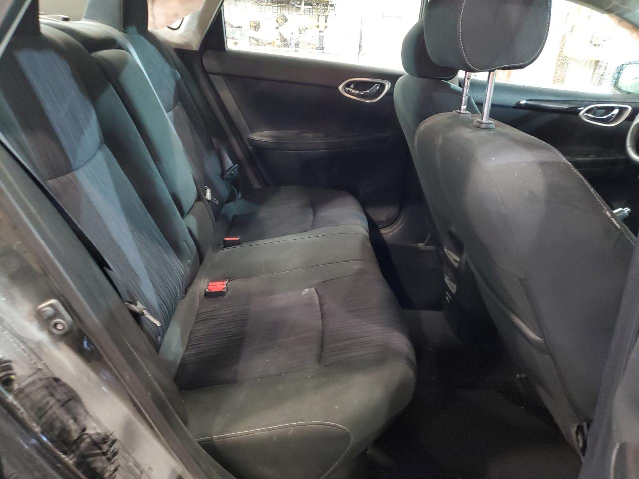 2019 NISSAN SENTRA S photo 28