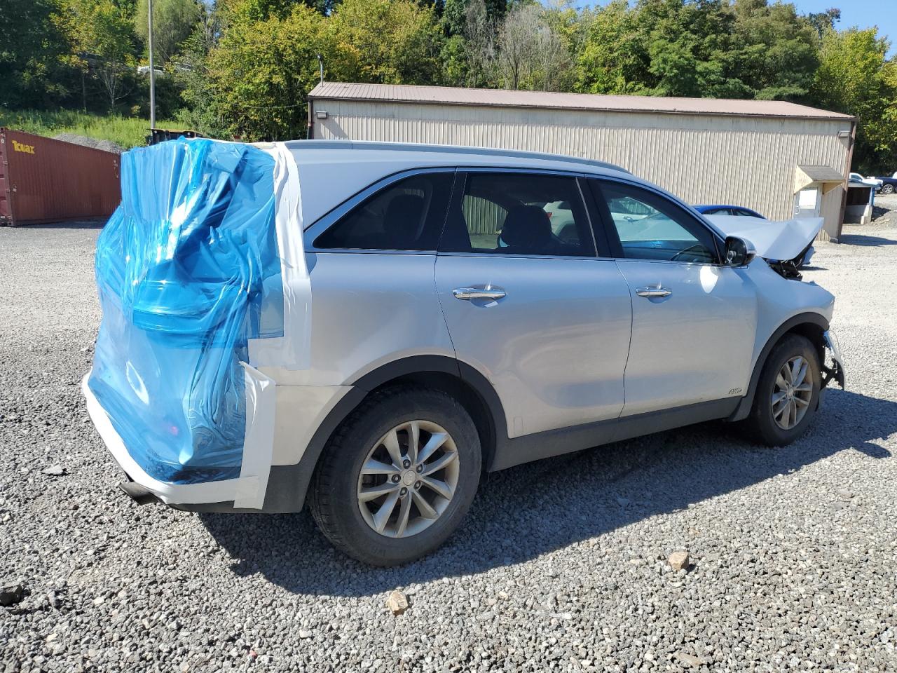 2016 KIA SORENTO LX photo 5